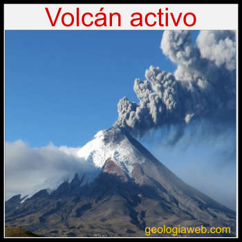 Volcán activo